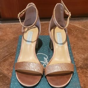 Used Betsey Johnson Rose Gold Heels Women's size 7